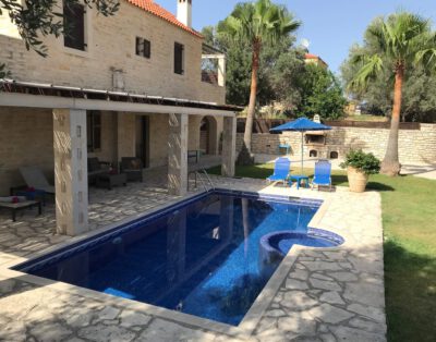 Landhaus Villa mit Pool